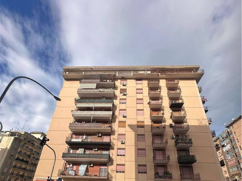 appartamento in vendita a Palermo in zona Acqua dei Corsari