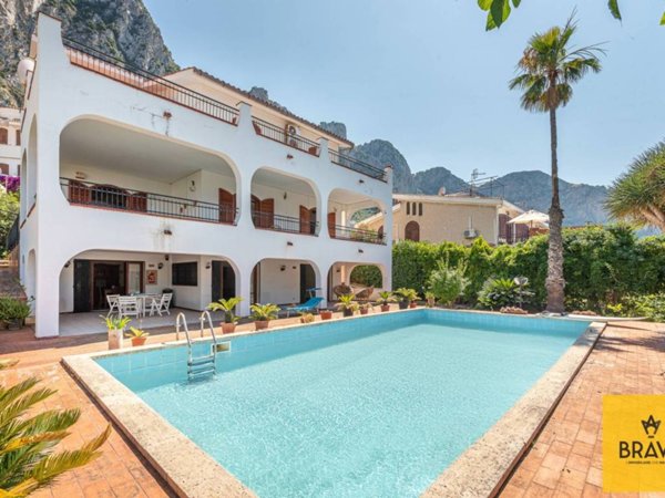 casa indipendente in vendita a Palermo in zona Addaura