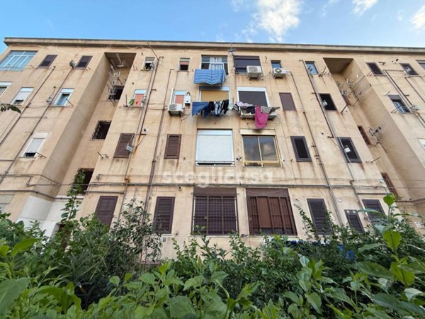 appartamento in vendita a Palermo in zona Zisa