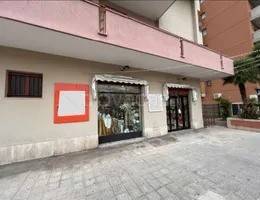 negozio in vendita a Palermo in zona Settecannoli