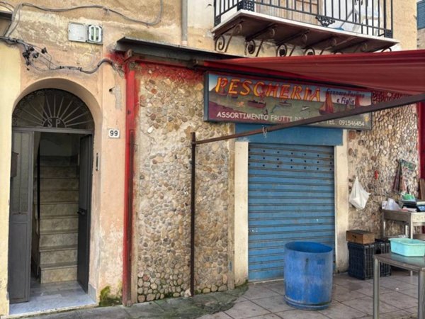 appartamento in vendita a Palermo in zona Montepellegrino