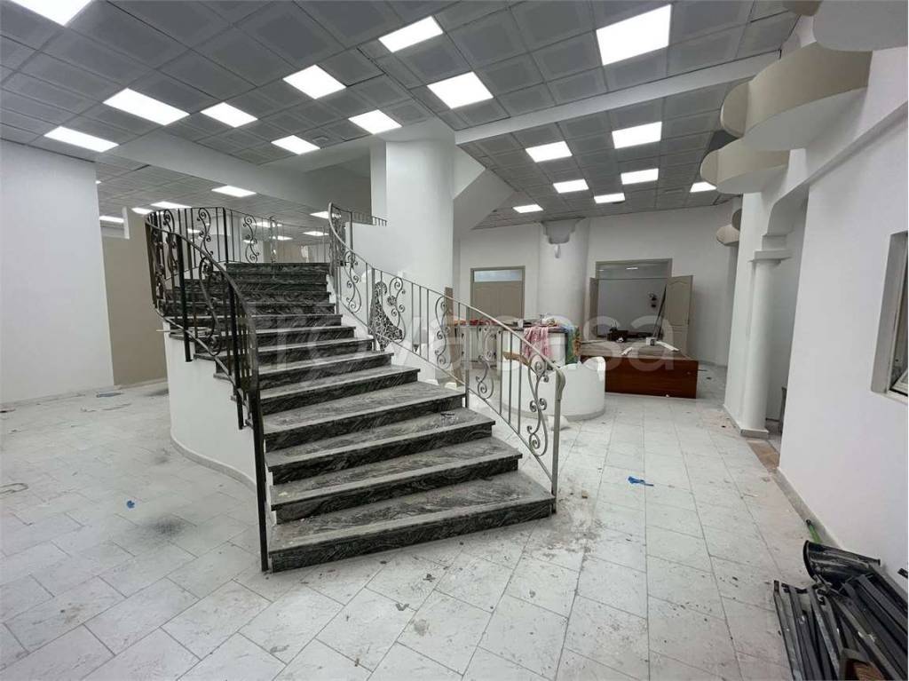 ufficio in vendita a Palermo in zona Montepellegrino