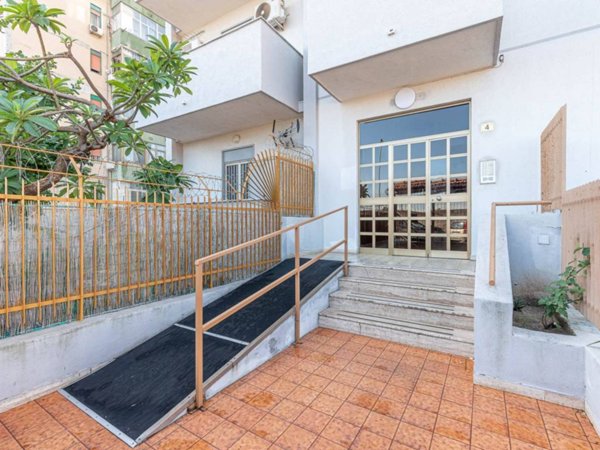 appartamento in vendita a Palermo in zona Chiavelli