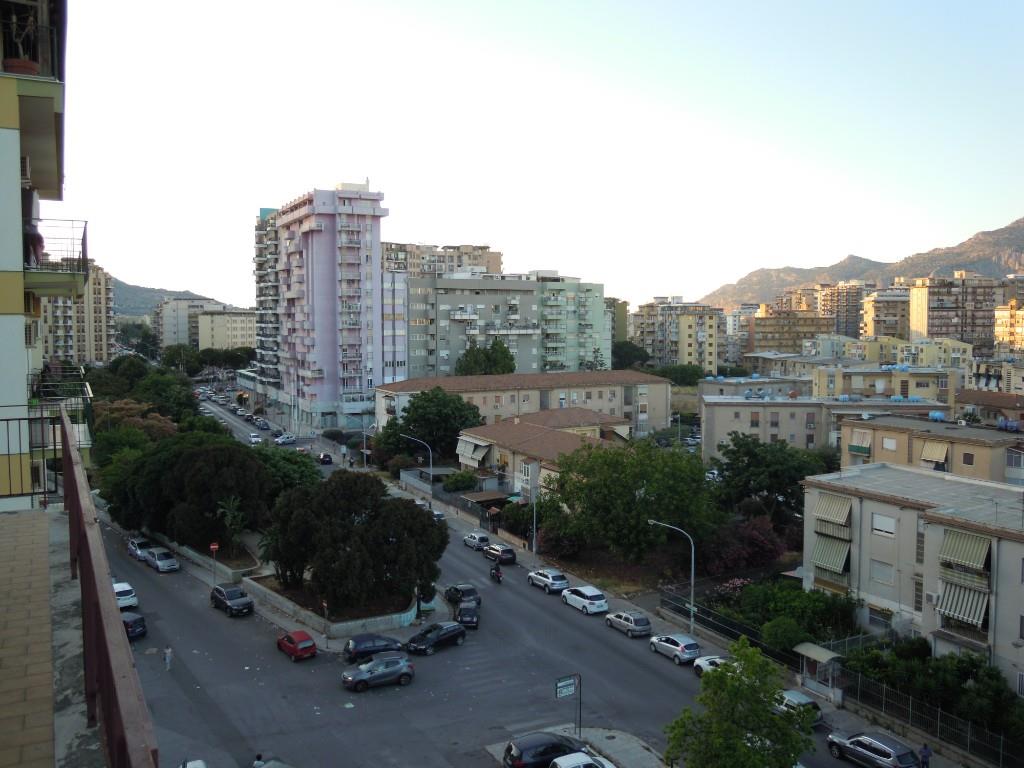 appartamento in vendita a Palermo in zona Noce