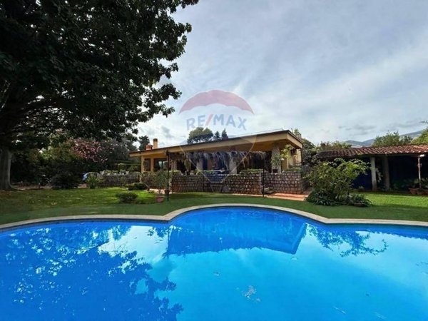 casa indipendente in vendita a Palermo in zona Pallavicino