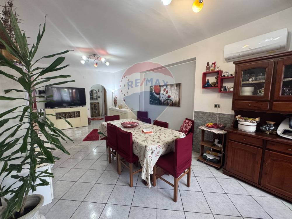 appartamento in vendita a Palermo in zona Chiavelli