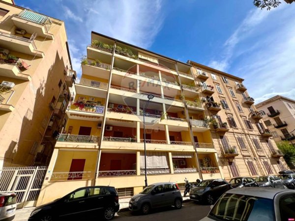 locale di sgombero in vendita a Palermo in zona Libertà