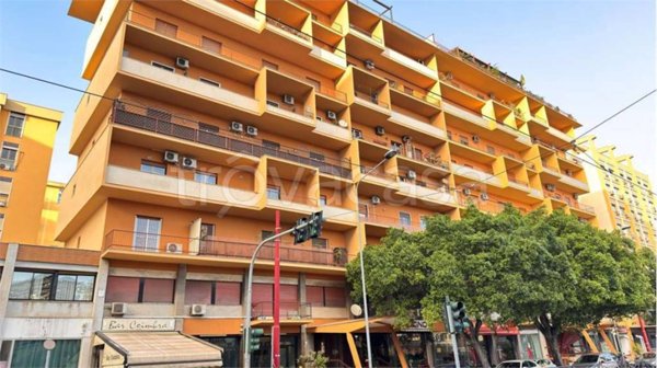 appartamento in vendita a Palermo in zona Malaspina/Palagonia