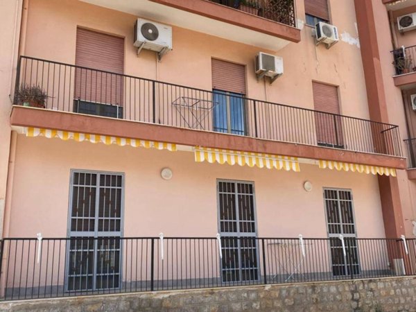 appartamento in vendita a Palermo in zona San Lorenzo