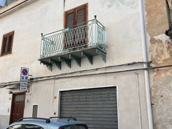 appartamento in vendita a Palermo in zona Uditore