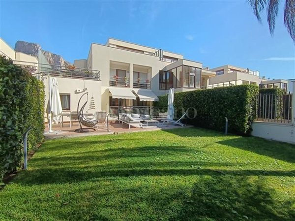 casa indipendente in vendita a Palermo in zona Sferracavallo