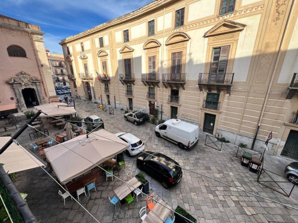 appartamento in vendita a Palermo in zona Centro storico