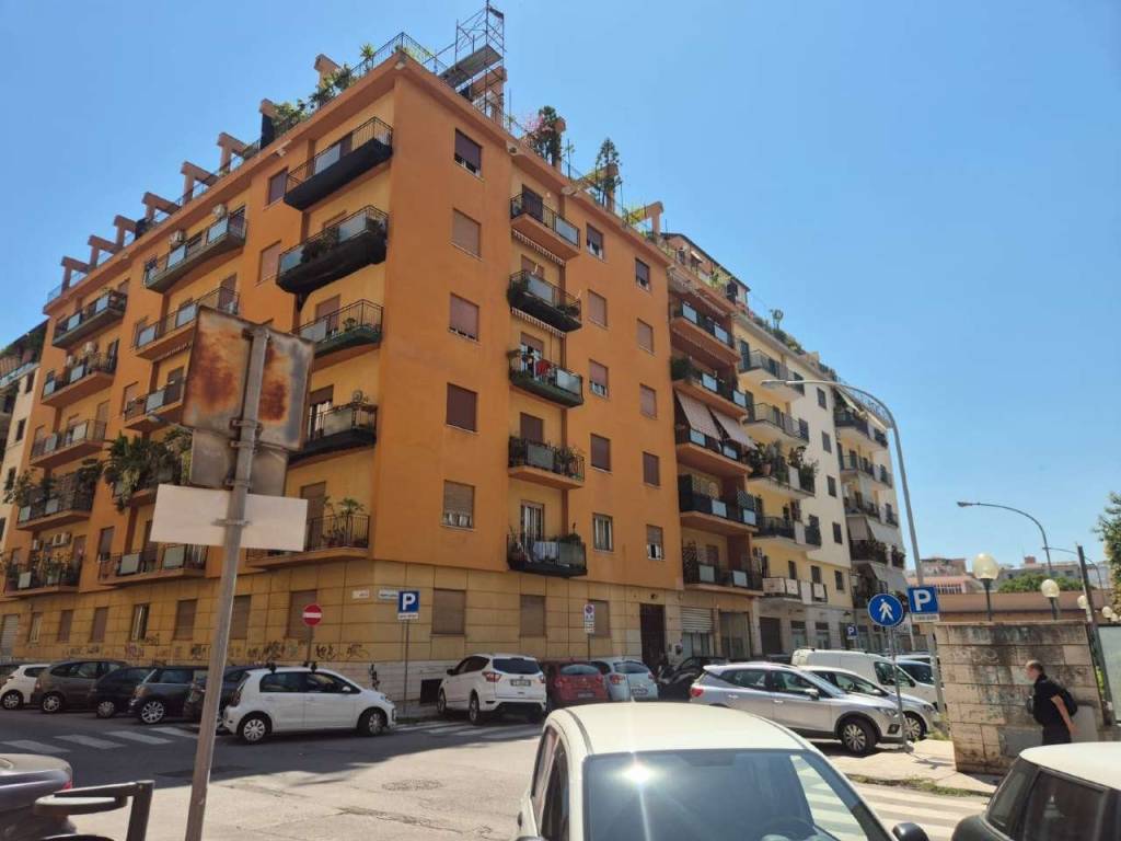 appartamento in vendita a Palermo in zona Libertà
