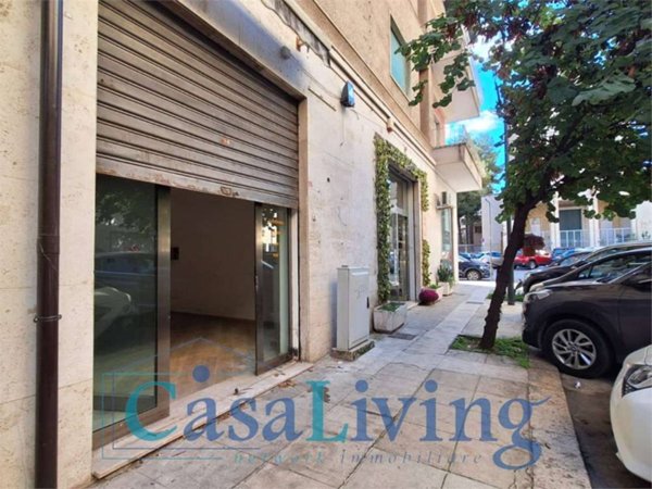 negozio in vendita a Palermo in zona Libertà