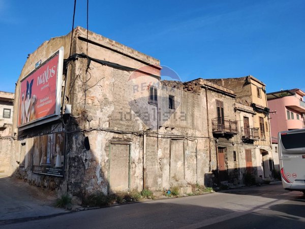 casa indipendente in vendita a Palermo in zona Oreto