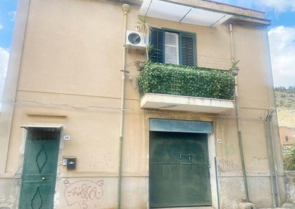 casa indipendente in vendita a Palermo in zona Montepellegrino