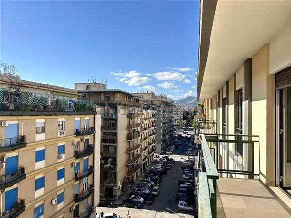 appartamento in vendita a Palermo in zona Libertà