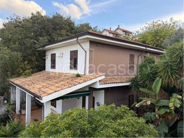 casa indipendente in vendita a Palermo in zona Baida