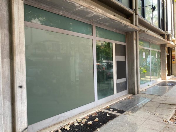 negozio in vendita a Palermo in zona Libertà