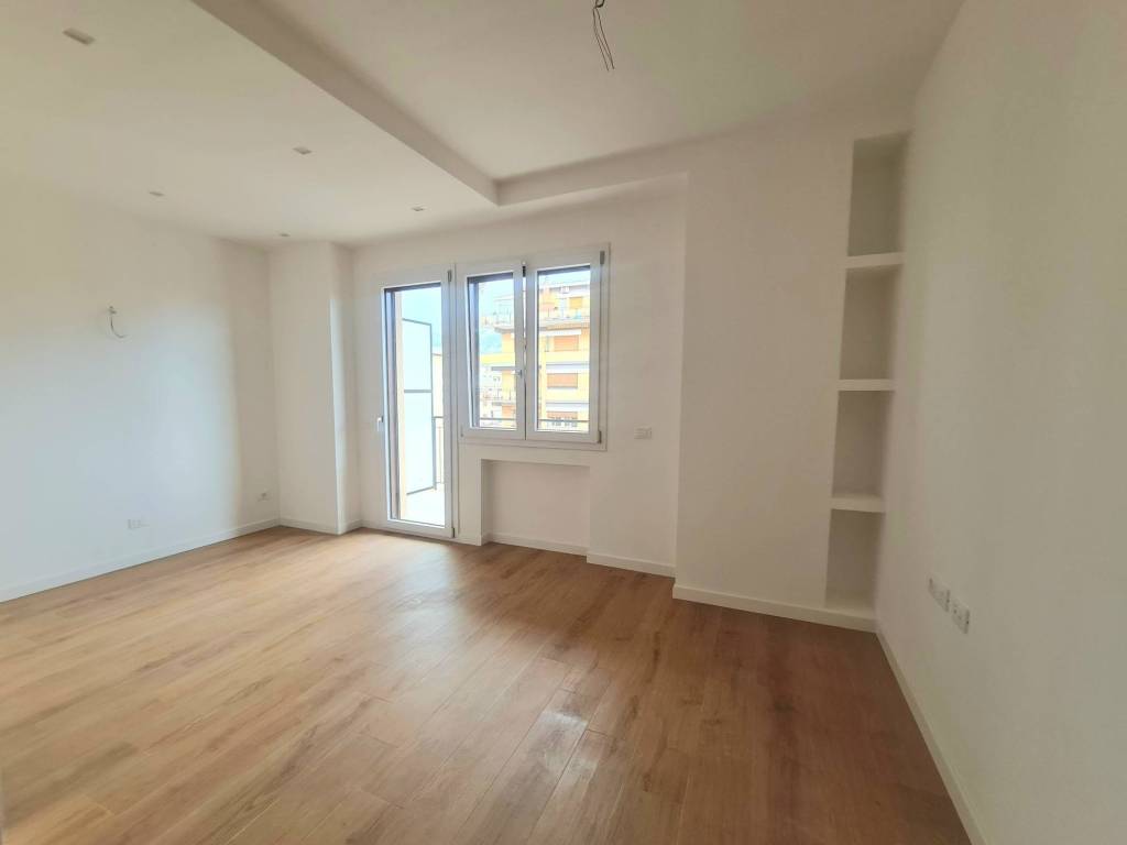 appartamento in vendita a Palermo in zona Malaspina/Palagonia