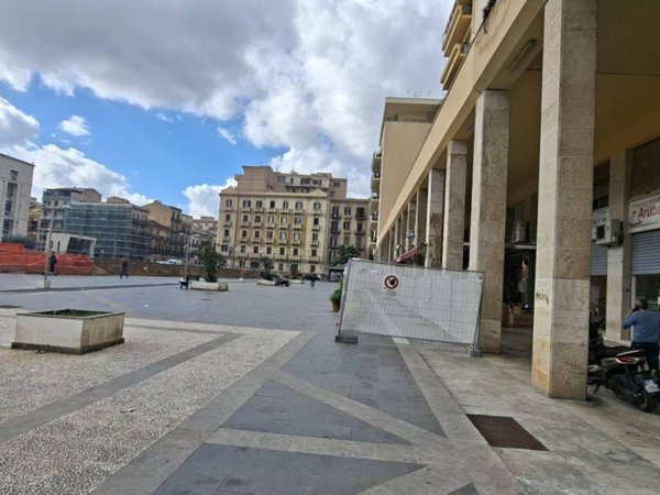 appartamento in vendita a Palermo in zona Zisa