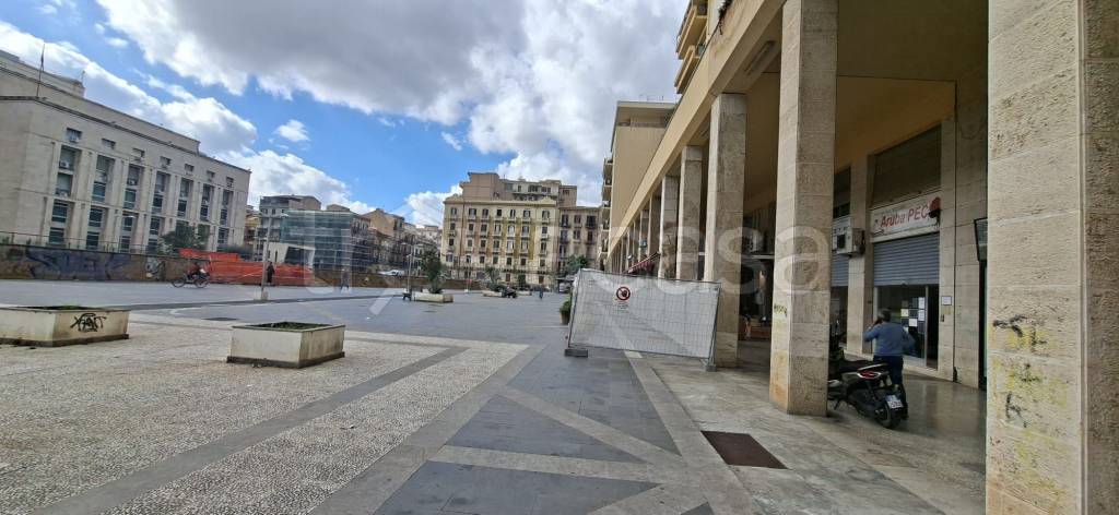 appartamento in vendita a Palermo in zona Zisa