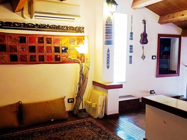 appartamento in vendita a Palermo in zona Malaspina/Palagonia