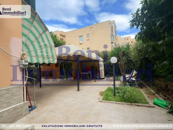 appartamento in vendita a Palermo in zona Libertà
