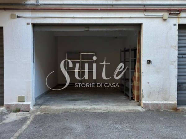 locale di sgombero in vendita a Palermo in zona Pallavicino