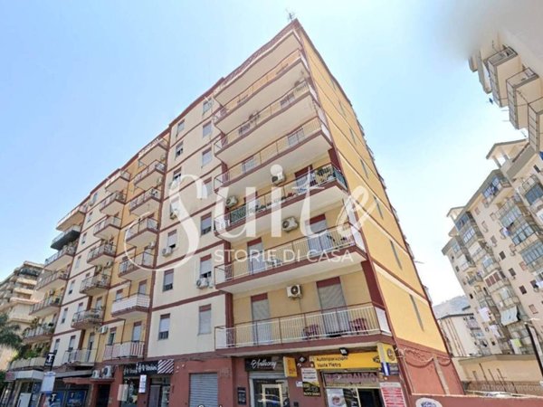 appartamento in vendita a Palermo in zona Montegrappa / Santa Rosalia
