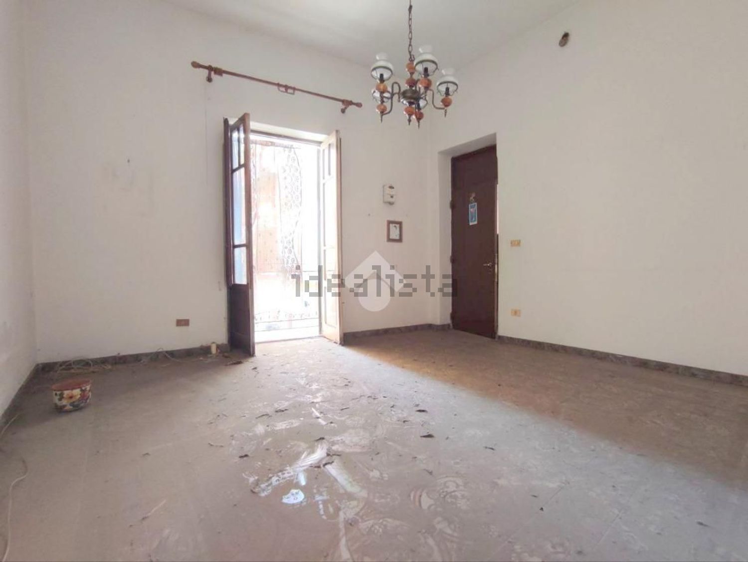 appartamento in vendita a Palermo in zona Zisa