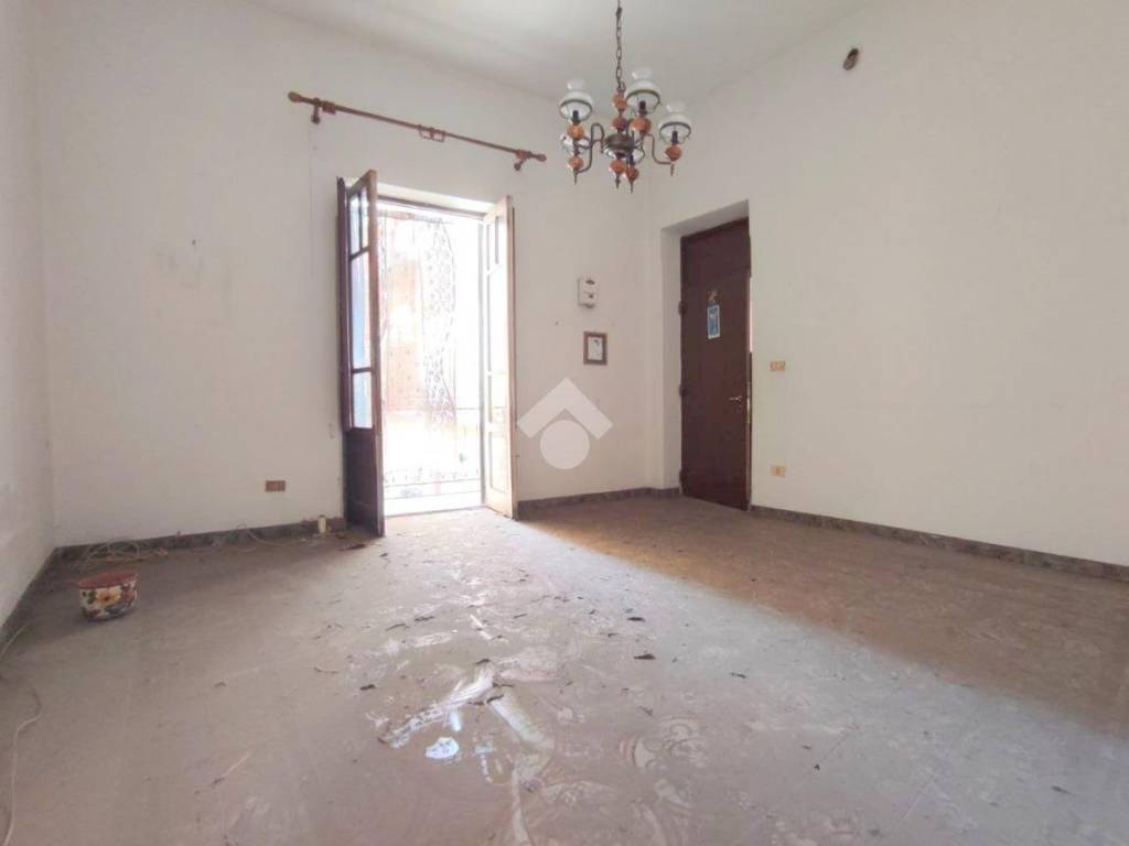 appartamento in vendita a Palermo in zona Malaspina/Palagonia