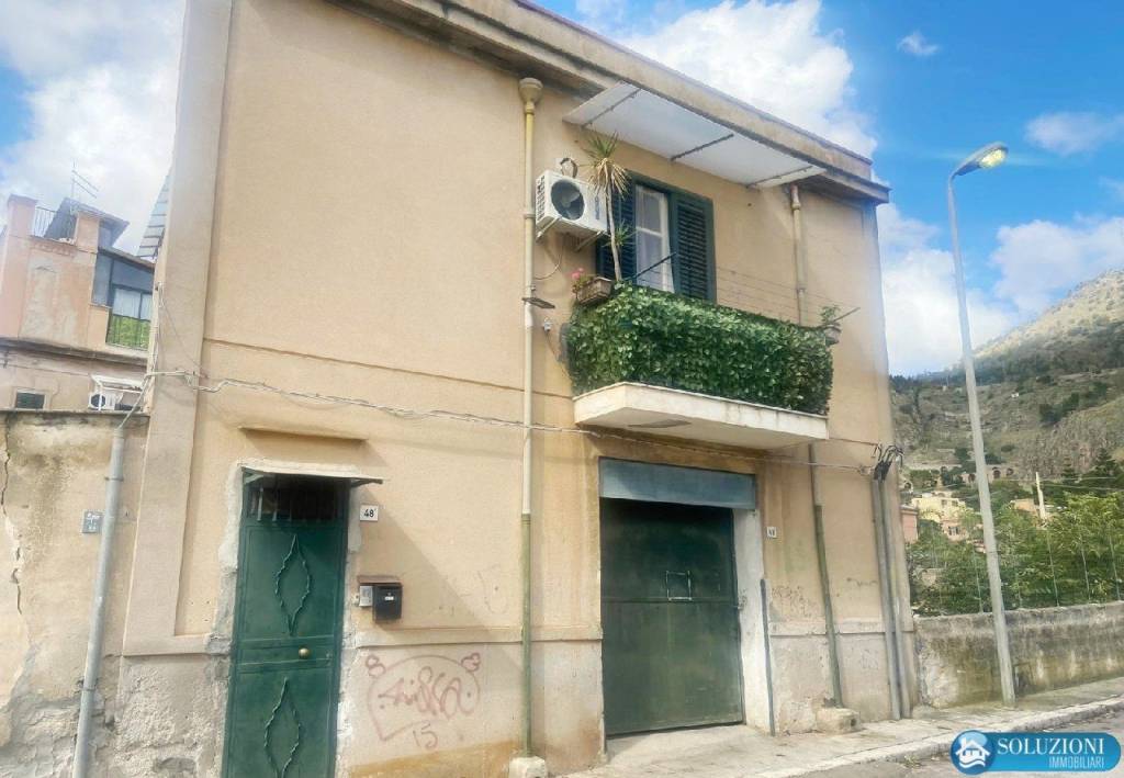 appartamento in vendita a Palermo in zona Montepellegrino