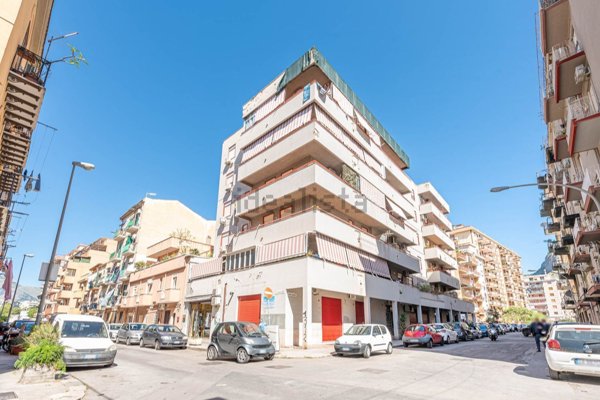 appartamento in vendita a Palermo in zona Montepellegrino