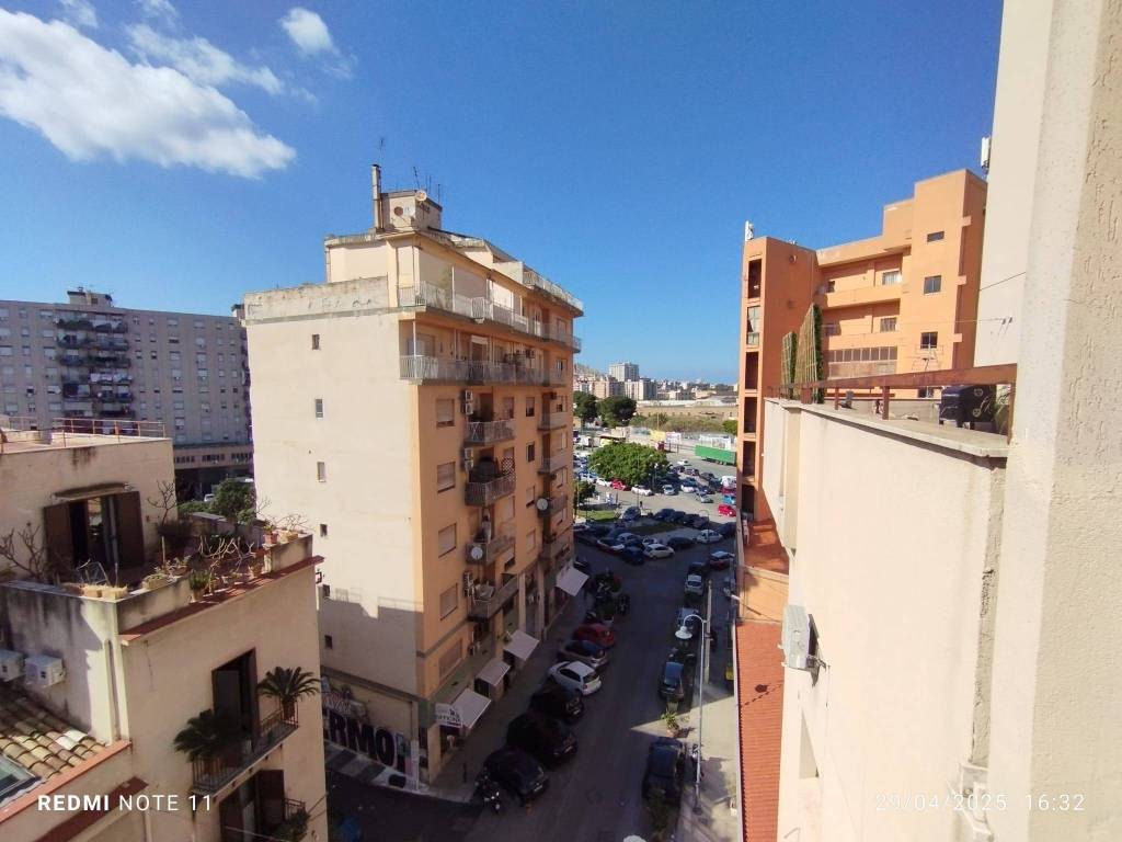 appartamento in vendita a Palermo in zona Politeama