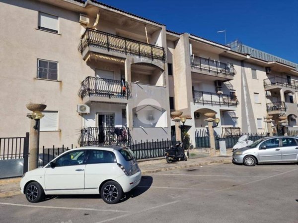 appartamento in vendita a Palermo in zona Acqua dei Corsari