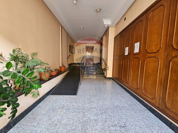 locale commerciale in vendita a Palermo