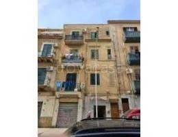 appartamento in vendita a Palermo in zona Zisa