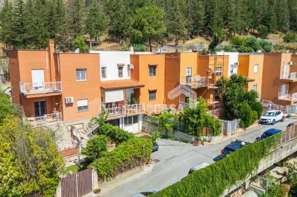 casa indipendente in vendita a Palermo in zona Passo di Rigano