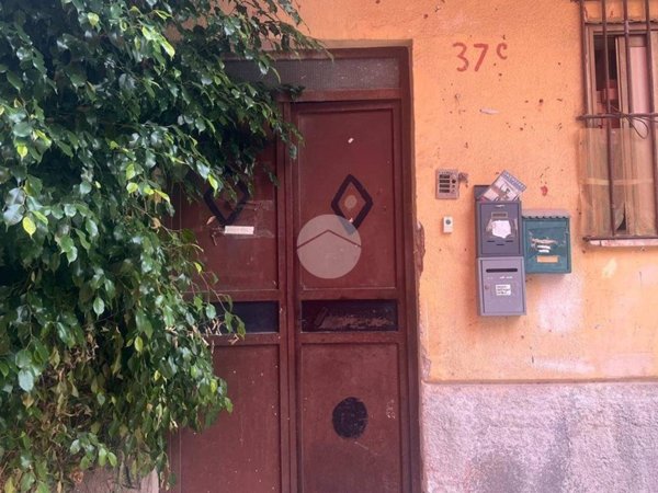 appartamento in vendita a Palermo in zona Zisa