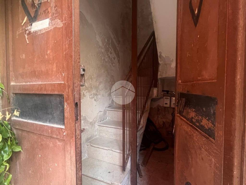 appartamento in vendita a Palermo in zona Zisa