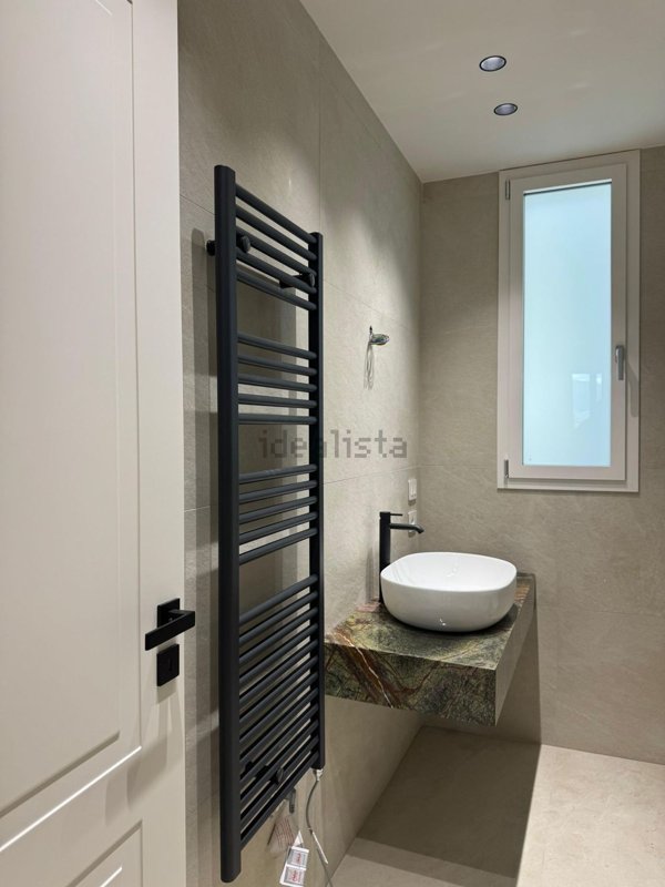 appartamento in vendita a Palermo in zona Libertà