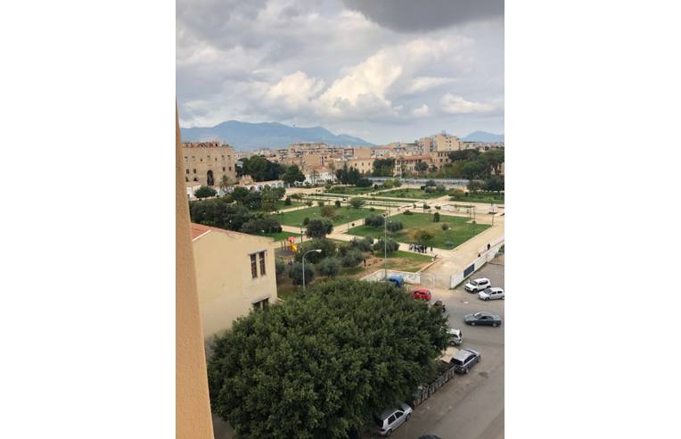 appartamento in vendita a Palermo in zona Zisa