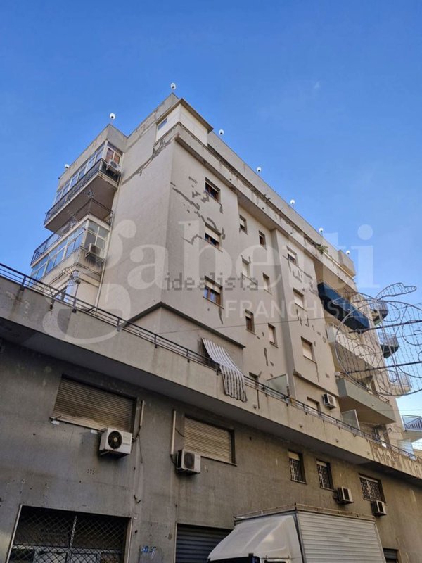 appartamento in vendita a Palermo in zona Oreto