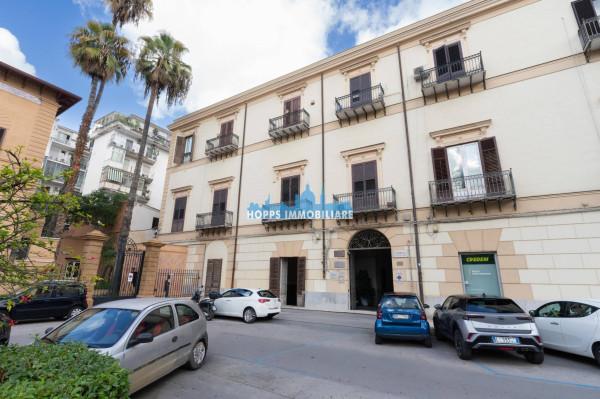 appartamento in vendita a Palermo in zona Libertà