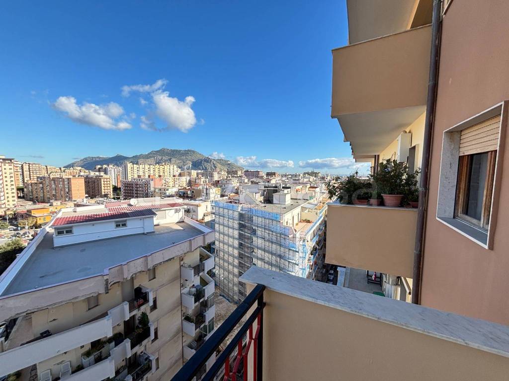 appartamento in vendita a Palermo in zona Noce