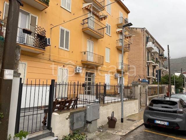 appartamento in vendita a Palermo in zona Sferracavallo