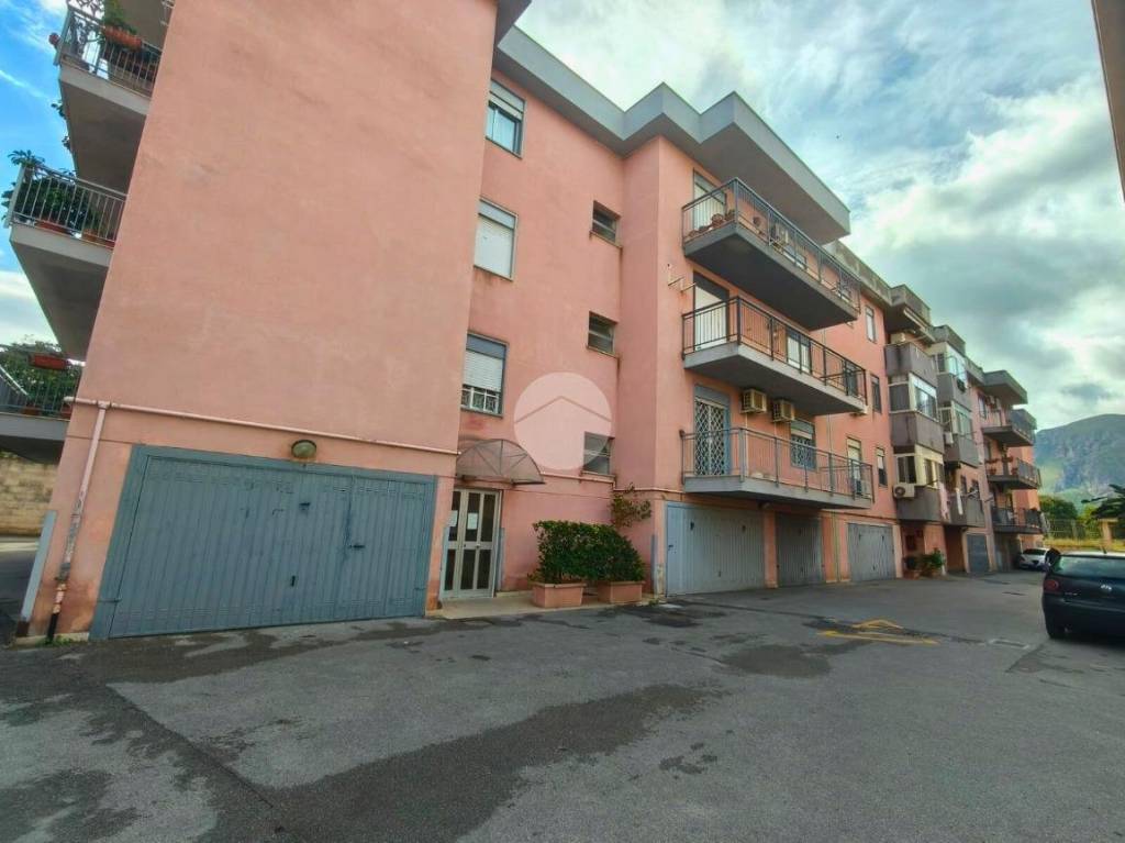 appartamento in vendita a Palermo in zona Croceverde