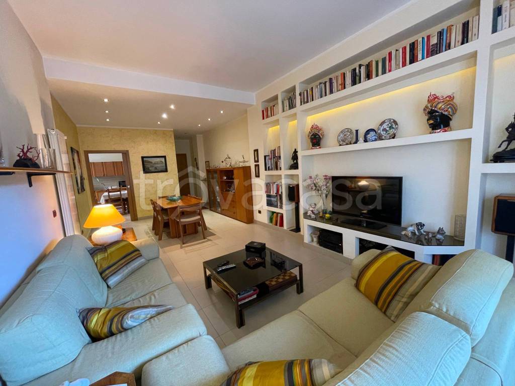 appartamento in vendita a Palermo in zona Libertà