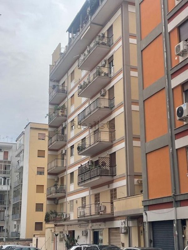 appartamento in vendita a Palermo in zona Resuttana